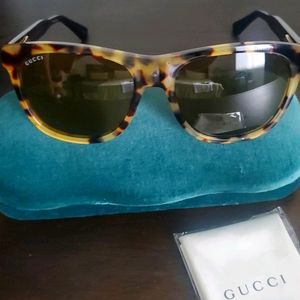 New! Gucci Havana Tortoise Sunglasses